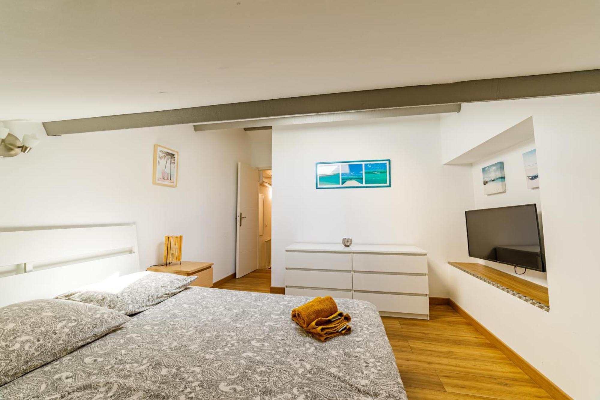 T3 Residence De Tourisme Voltaire Йер Экстерьер фото